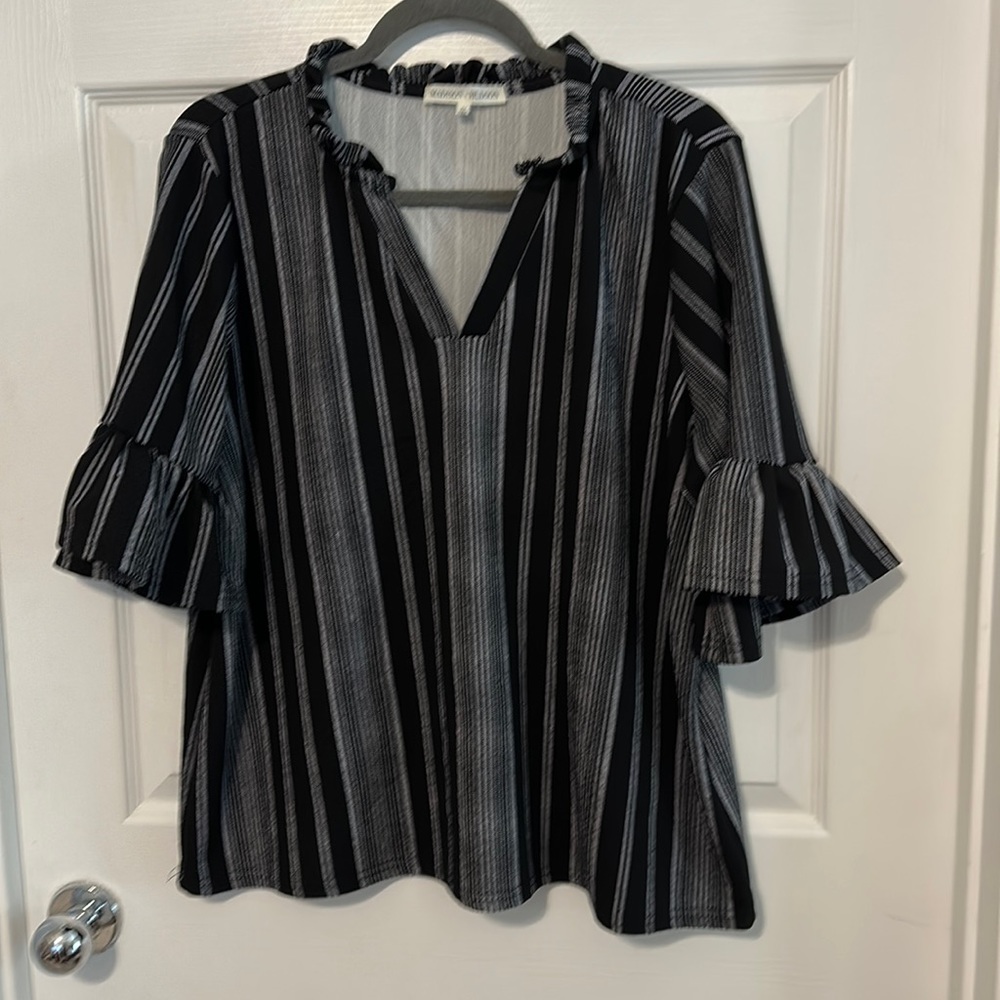 MADISON + HUDSON black and white striped blouse v neck ruffle sleeve